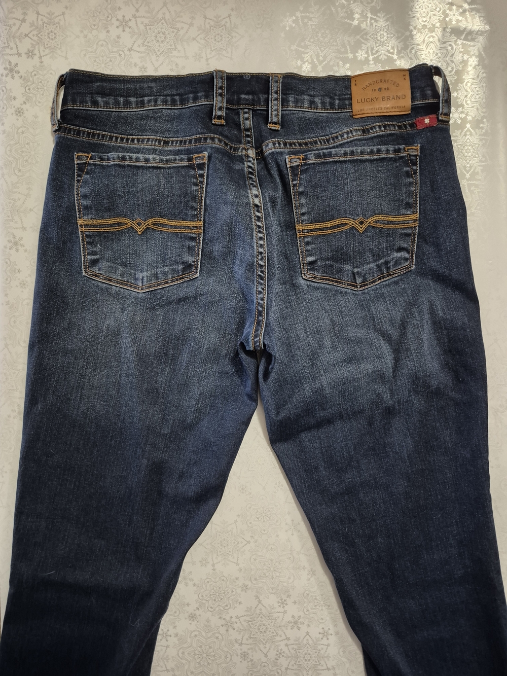 Lucky Brand Women's Dark Indigo Skinny Jeans - Picture 3 of 4